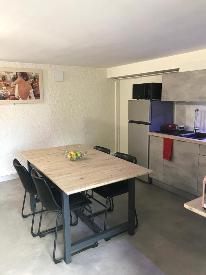 Les Gites De Belle Roche Mâcon Exterior foto
